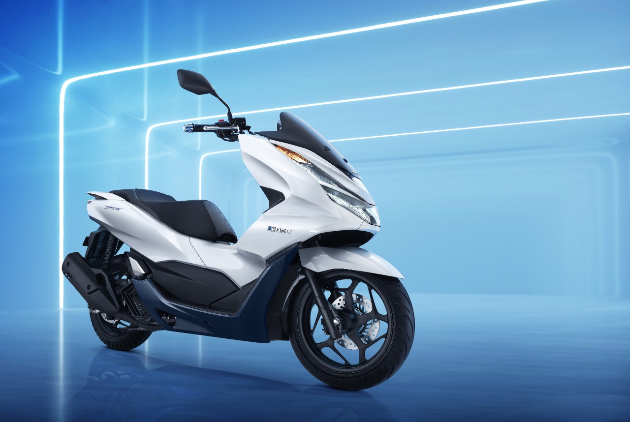 Honda Pcx160 2025 เพิ่มฟีเจอร์และอุปกรณ์ตกแต่งติดตั้งจากโรงงาน