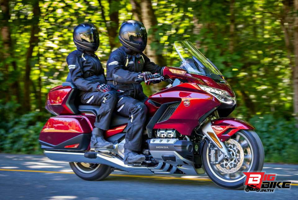 Honda Goldwing Dct 2025 สกู๊ตเตอร์ของคนเจ็นใหม่ ในราคาสุดชิค