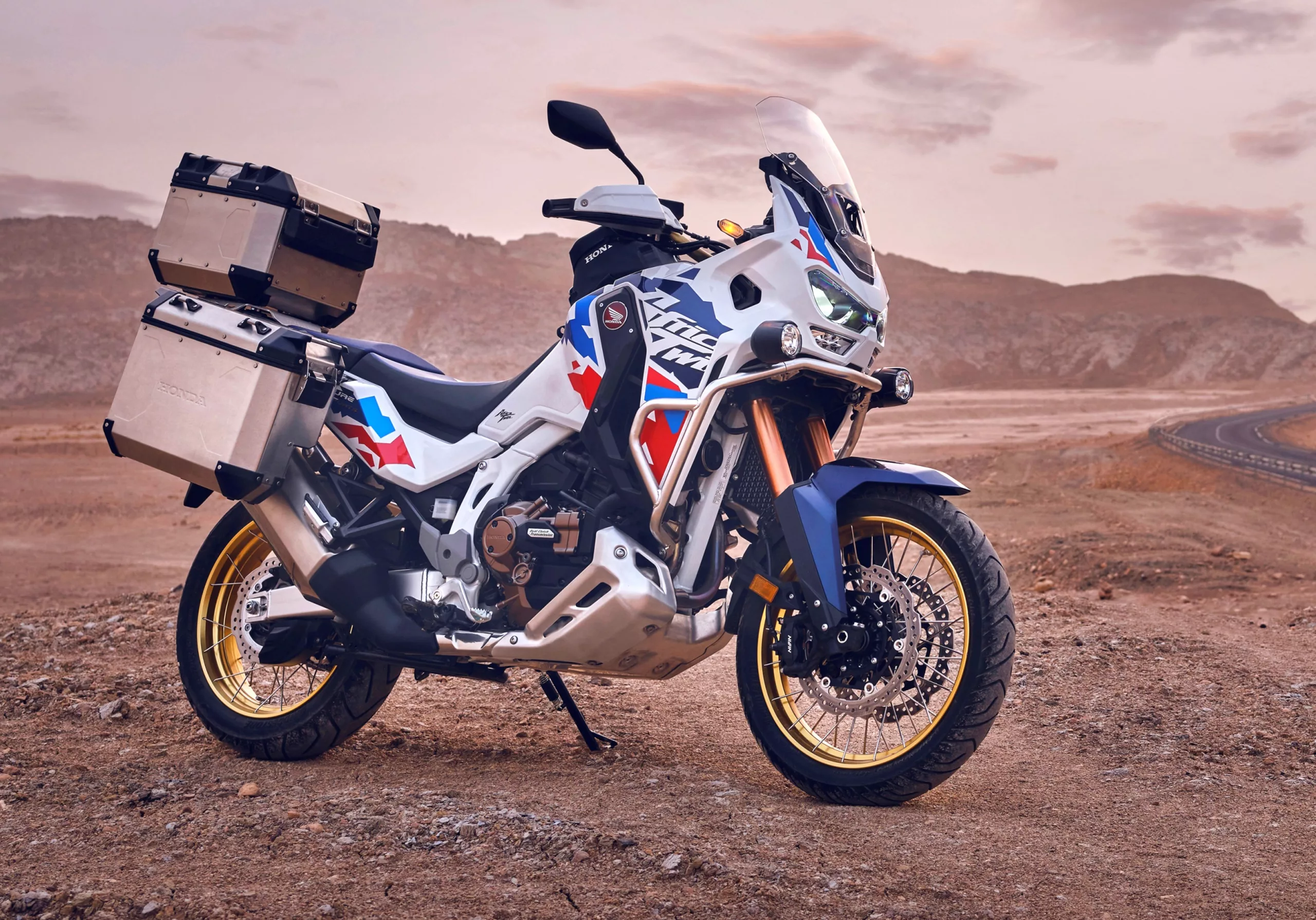 รีวิว Honda Crf1100l Africa Twin Adventure Sports 2025 สีสันใหม่ โดนใจวัยรุ่น