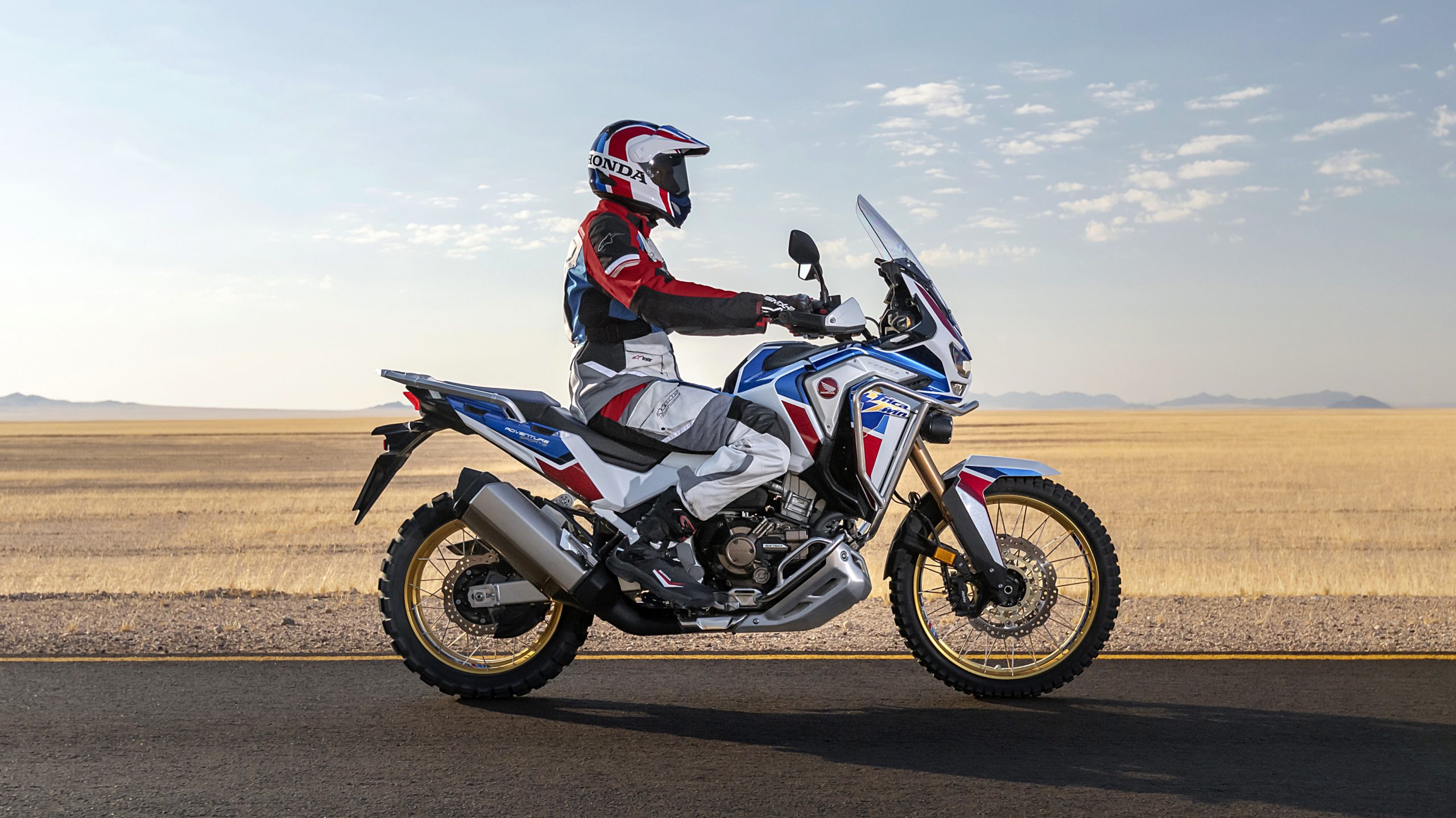 Honda Africa Twin 1100 Dct 2025 สีสันใหม่ โดนใจวัยรุ่น