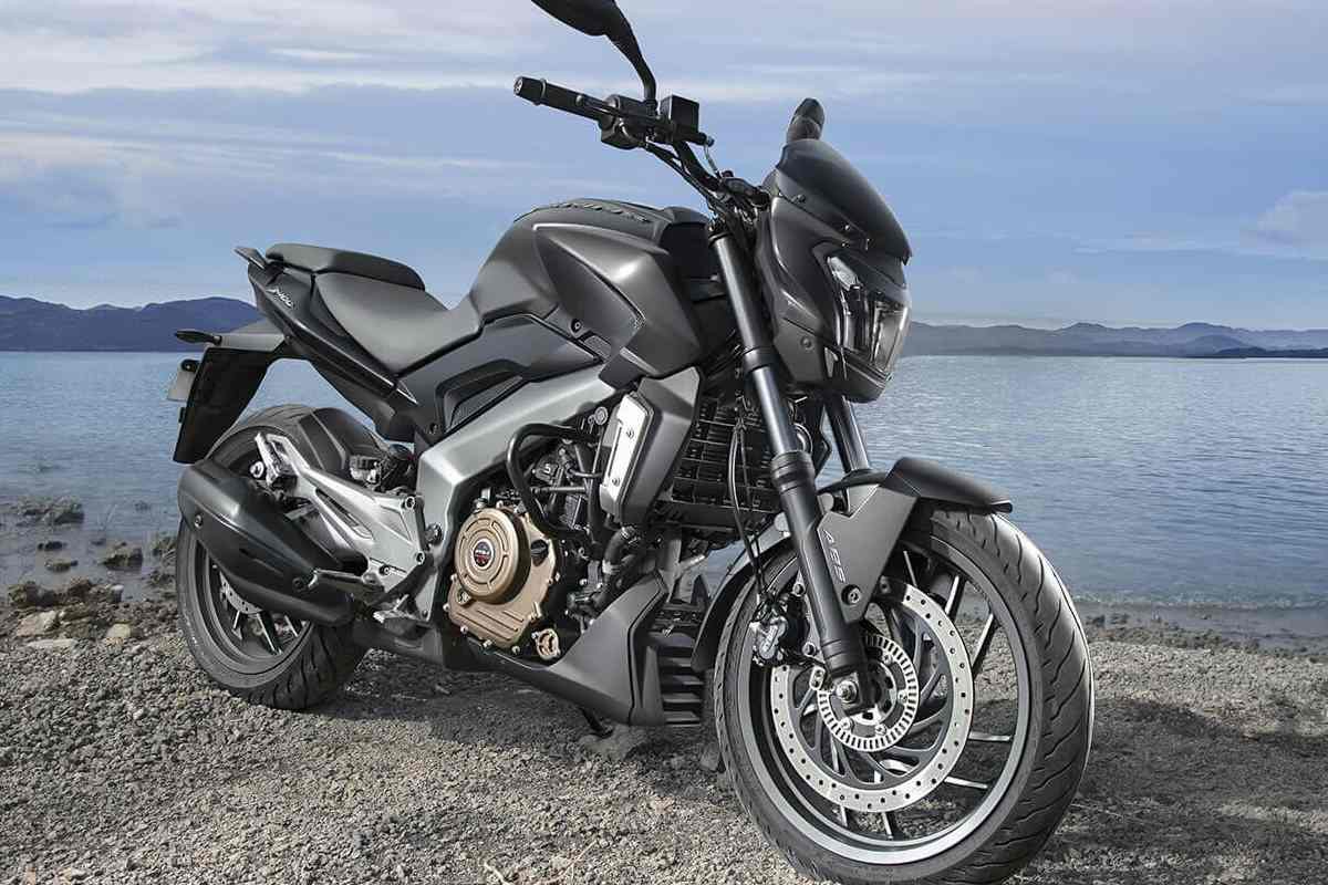 ใหม่ Bajaj Dominar 400 2025 ราคา บาจาจ โดมินาร์ 400 ตารางผ่อน-ดาวน์